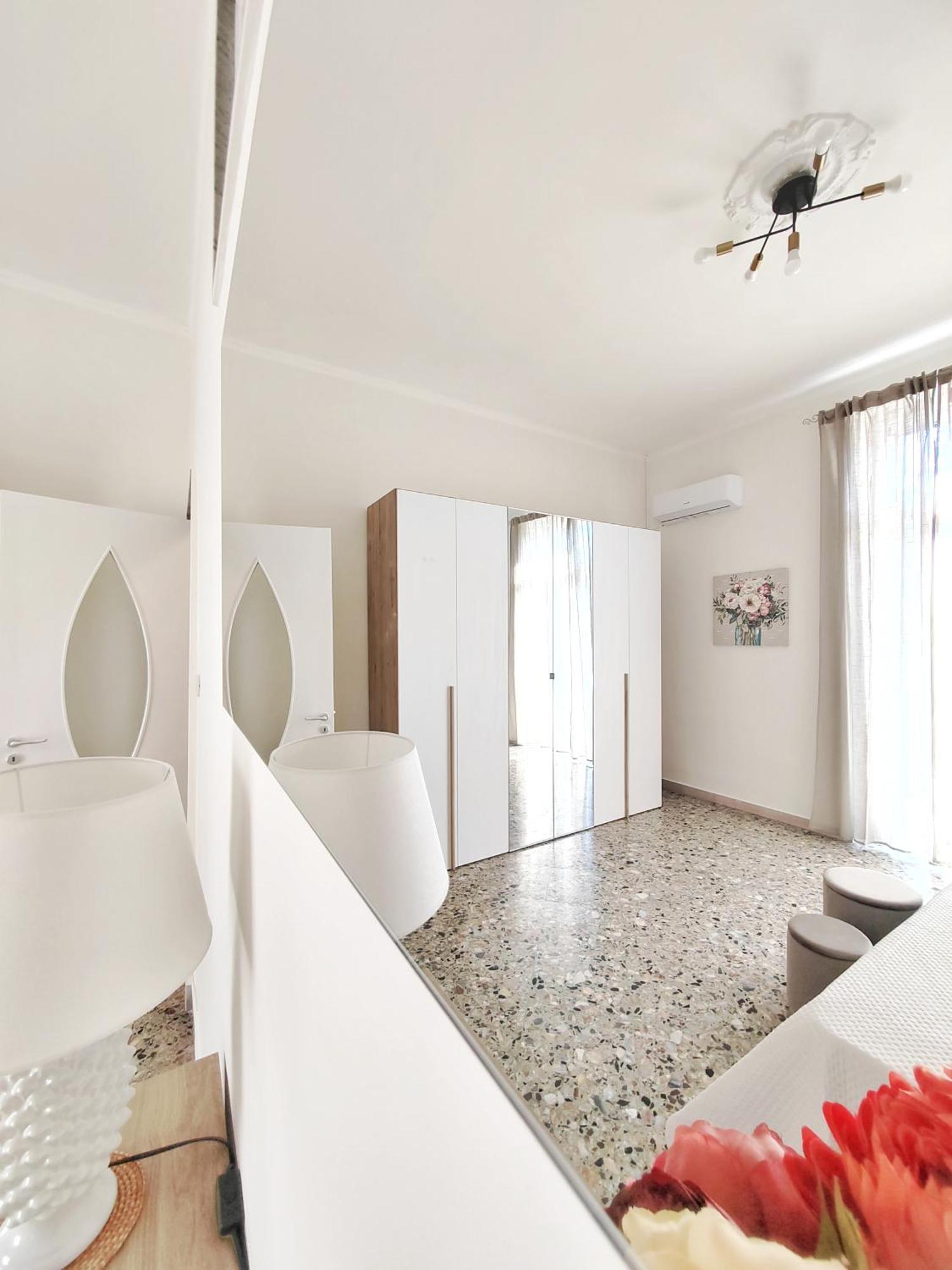 Dimora Amira Apartment Монополи Екстериор снимка