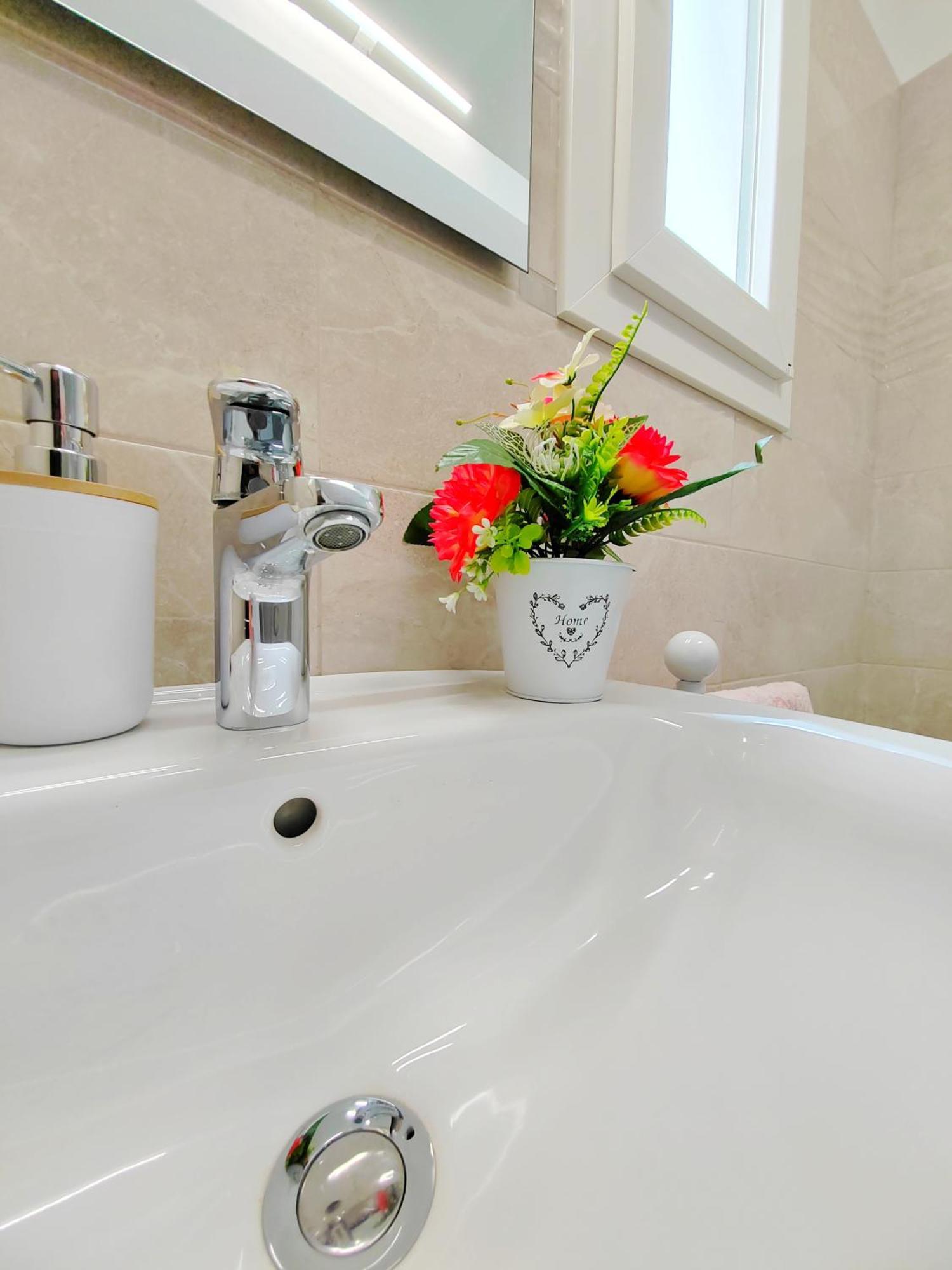 Dimora Amira Apartment Монополи Екстериор снимка